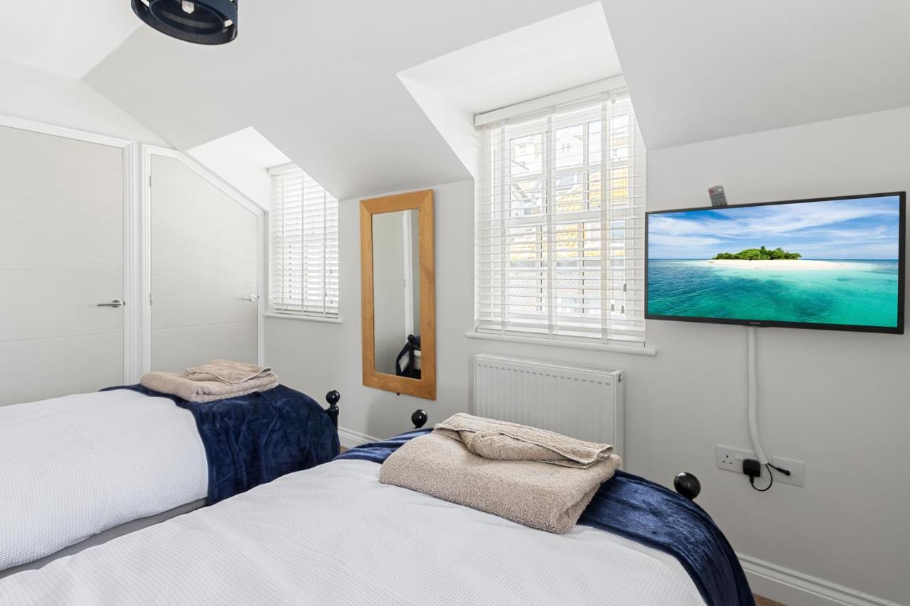 A Modern And Cosy Apartment Just Yards From Brixham'S Bustling Harbourside ภายนอก รูปภาพ
