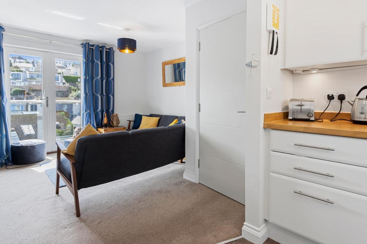 A Modern And Cosy Apartment Just Yards From Brixham'S Bustling Harbourside ภายนอก รูปภาพ